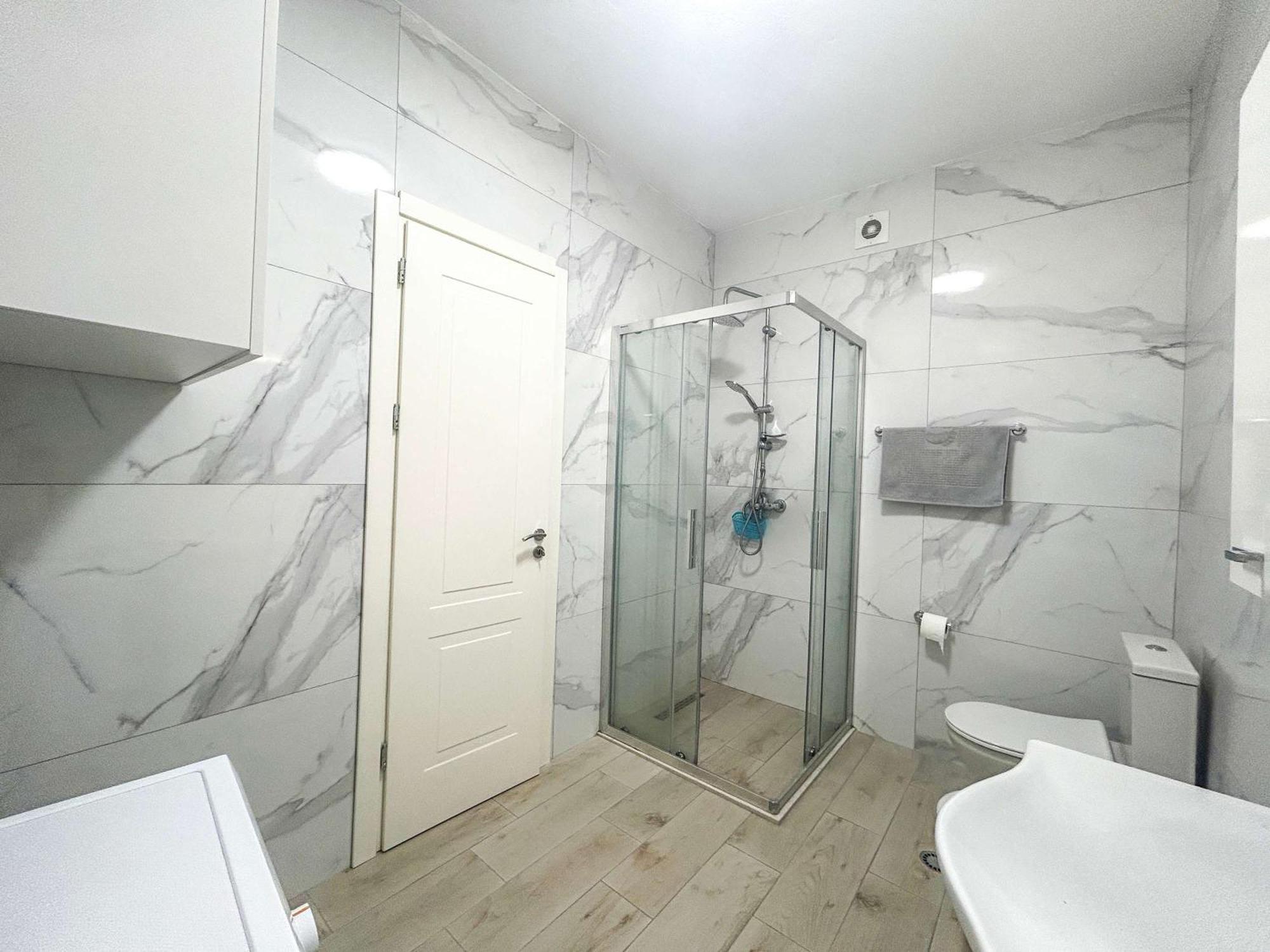 Infinite 680 Apartament
