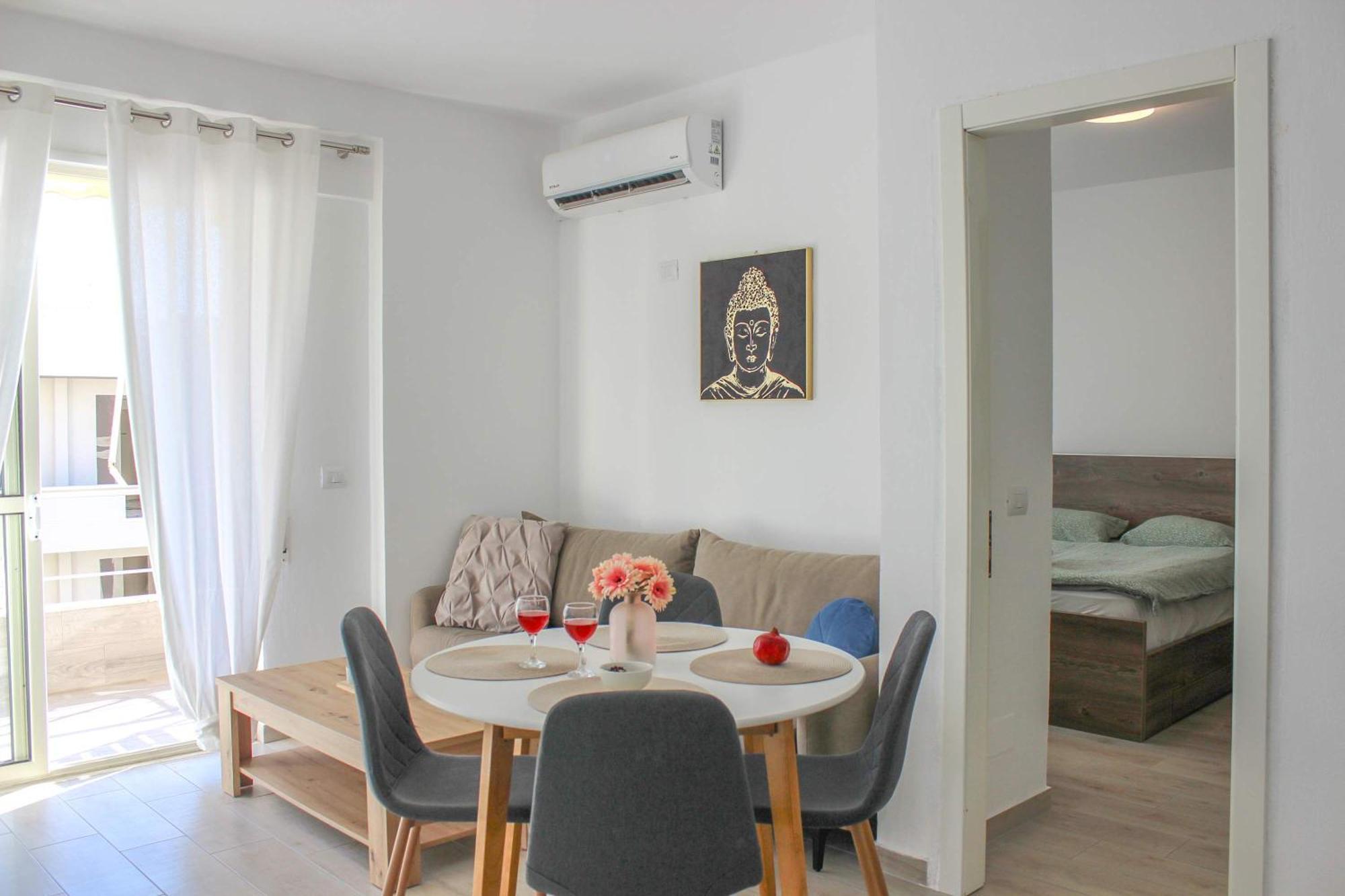 Infinite 680 Apartament *