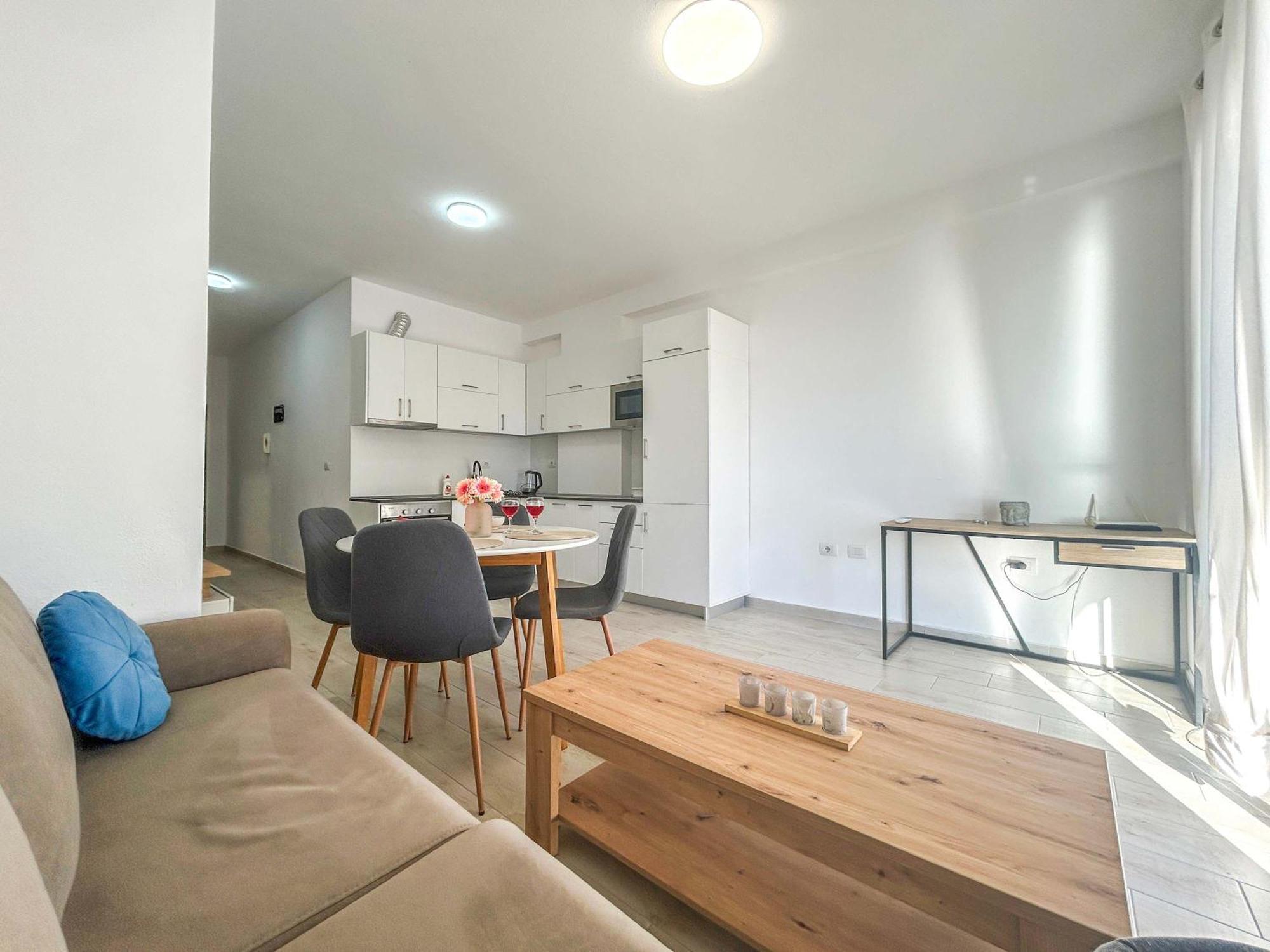 Infinite 680 Apartament *